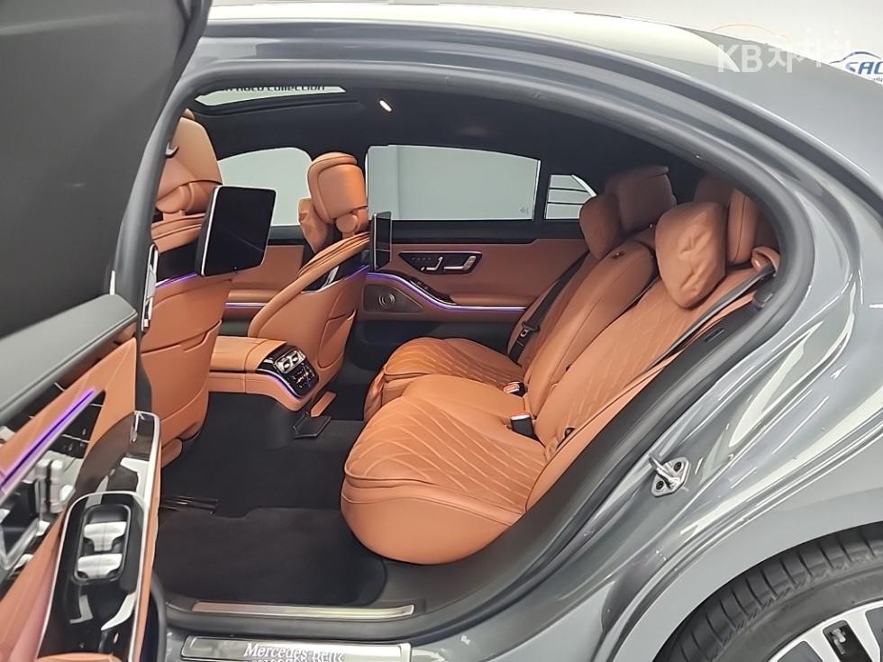 Mercedes-Benz S-klasse — miniaturë 12