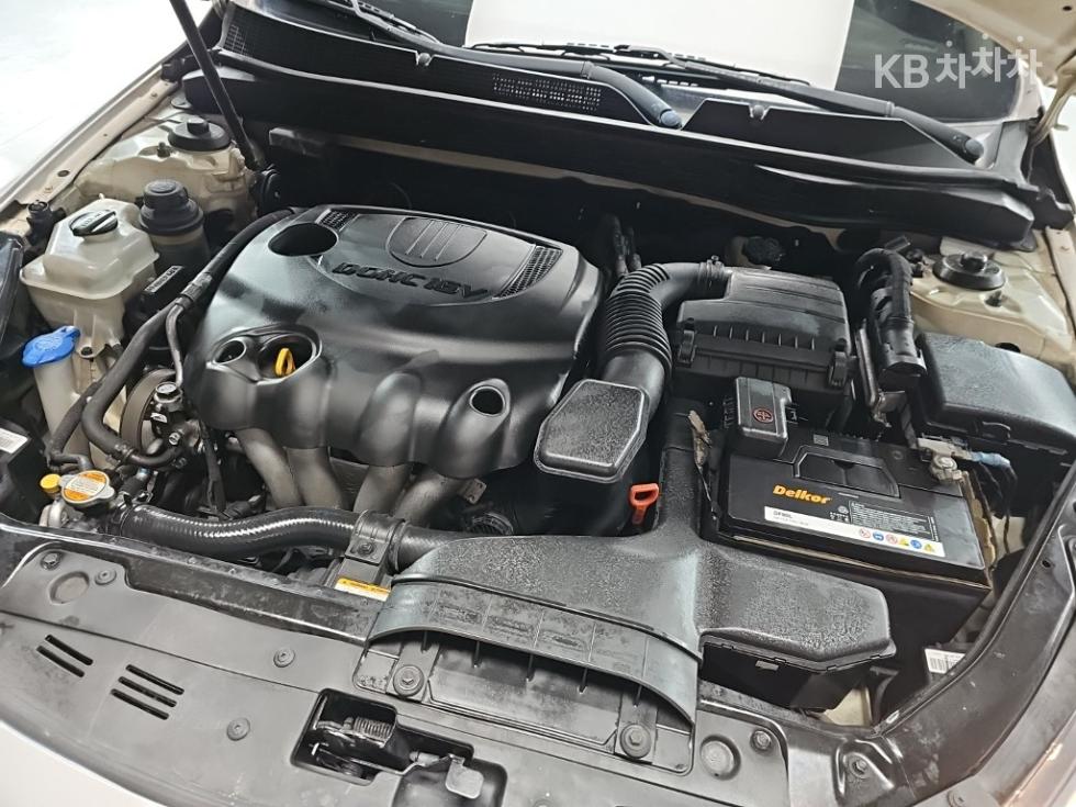 Kia K5 — miniaturë 5