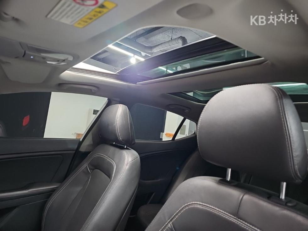 Kia K5 — miniaturë 14
