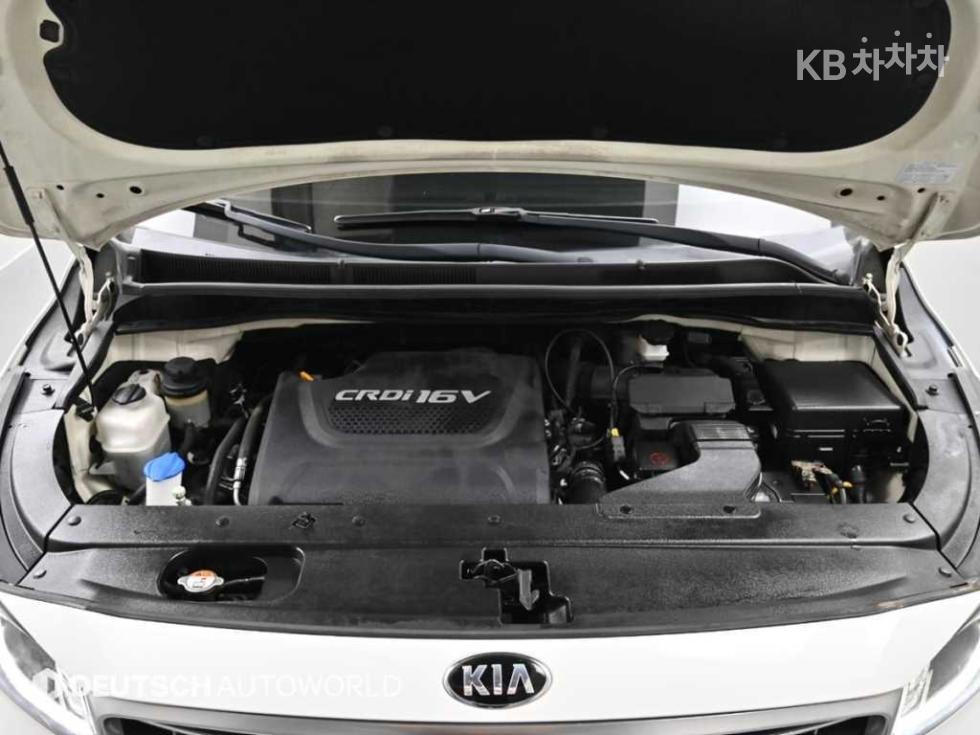 Kia Carnival — miniaturë 5