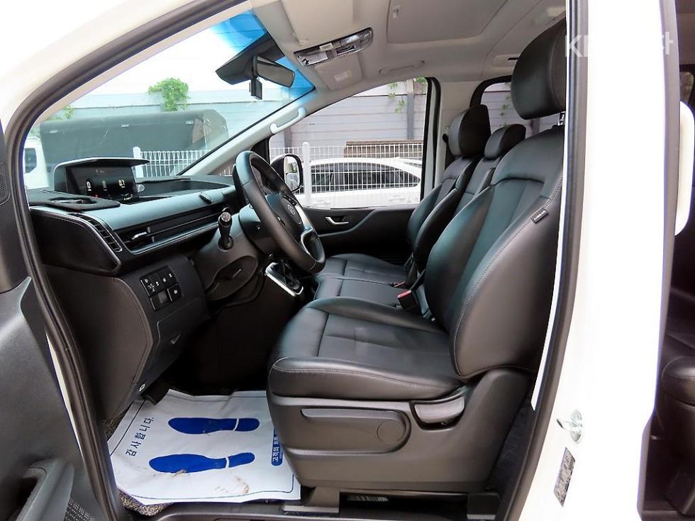 Hyundai Staria — miniaturë 5