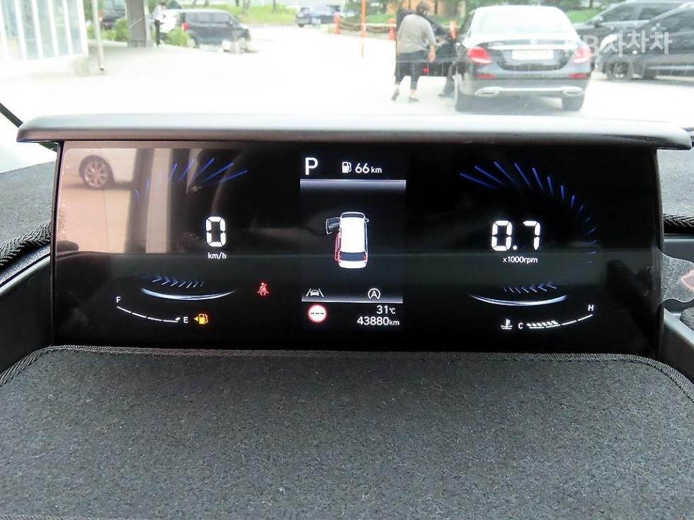 Hyundai Staria — miniaturë 10