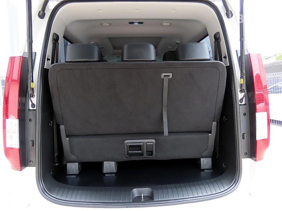 Hyundai Staria — miniaturë 17
