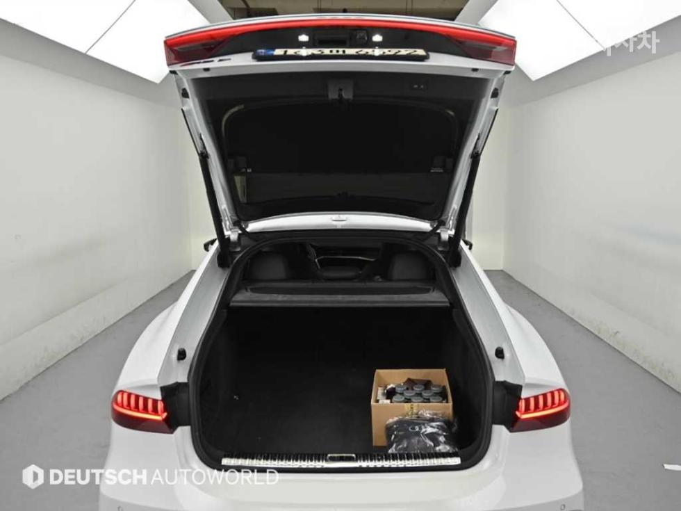 Audi RS7 — miniaturë 19