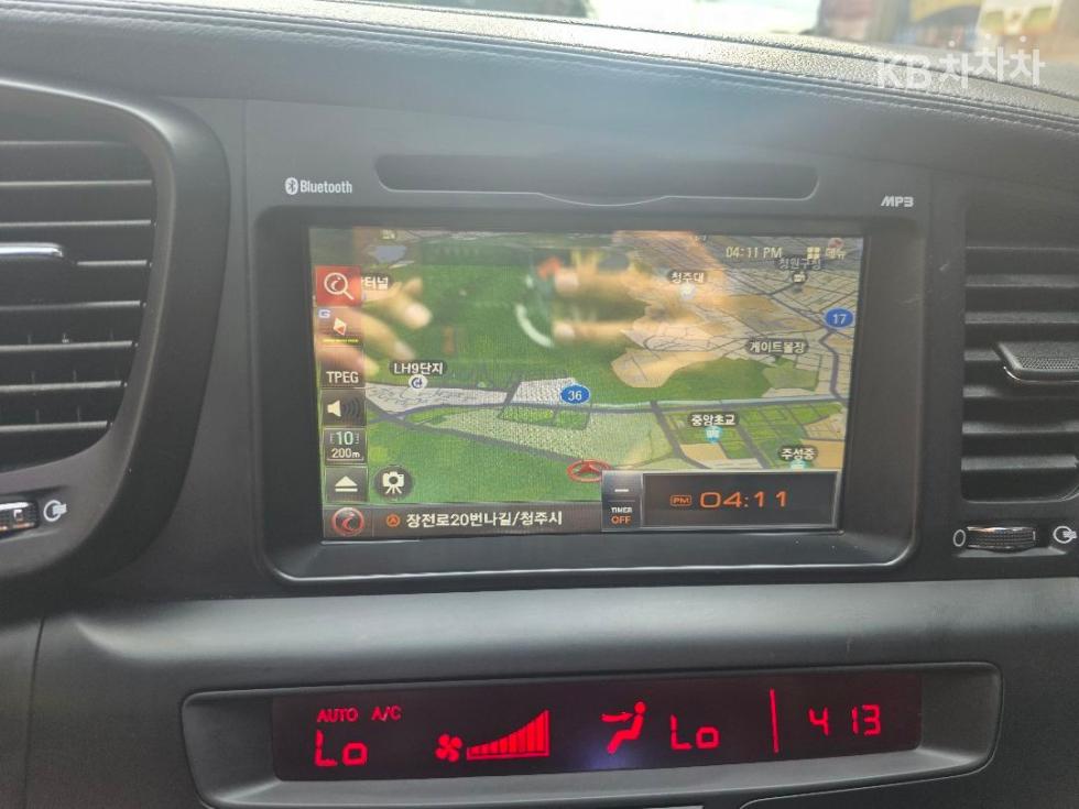 Kia K5 — miniaturë 8