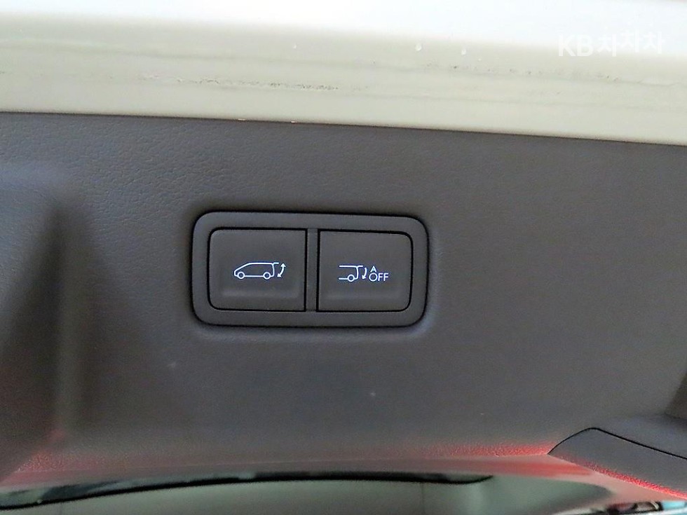 Hyundai Staria — miniaturë 17