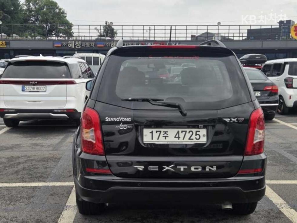 SsangYong Rexton — miniaturë 3