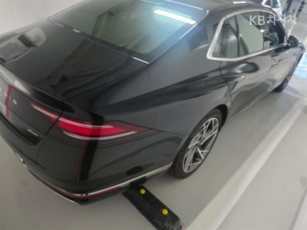 2023 Genesis G90(RS4) photo