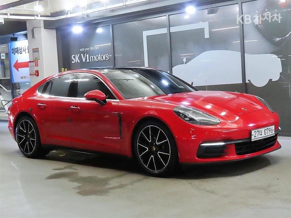 2019 Porsche (971) photo