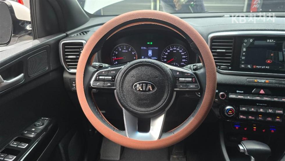 Kia Sportage — miniaturë 13