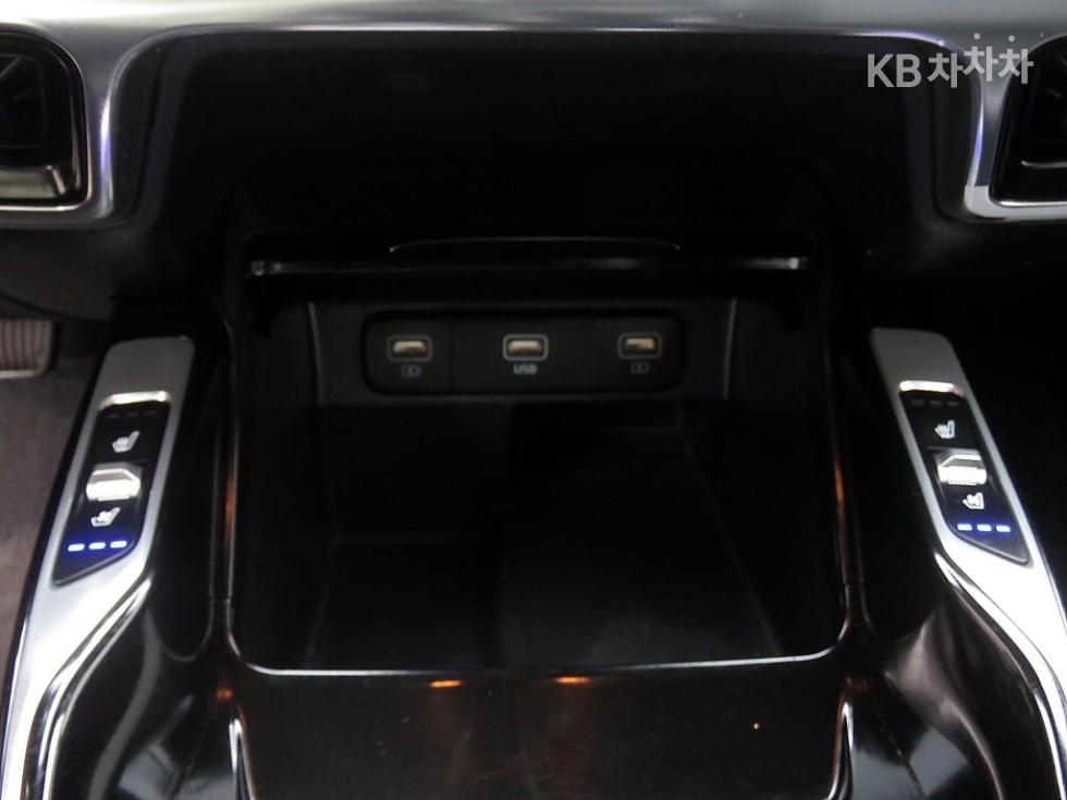 Kia Sorento — miniaturë 13
