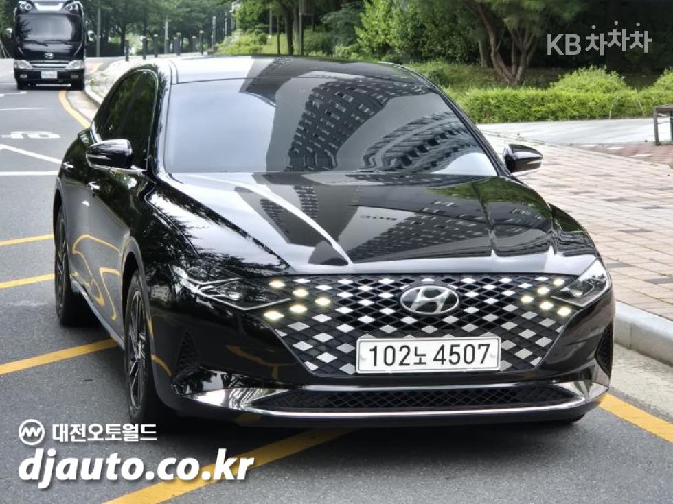 Hyundai Grandeur