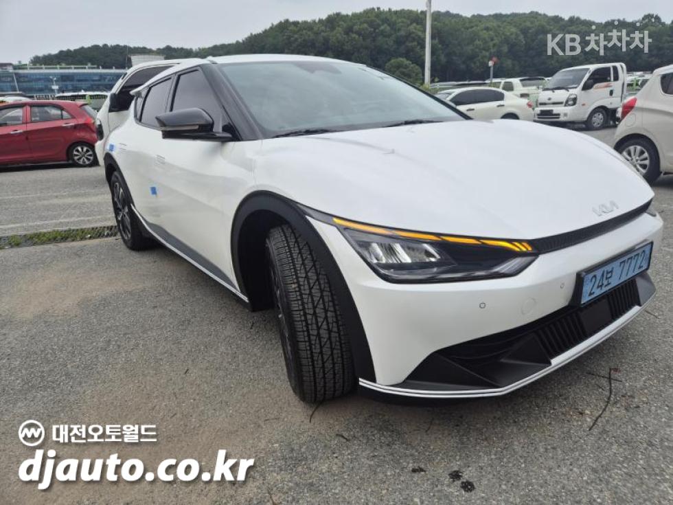 Kia EV6 — miniaturë 3