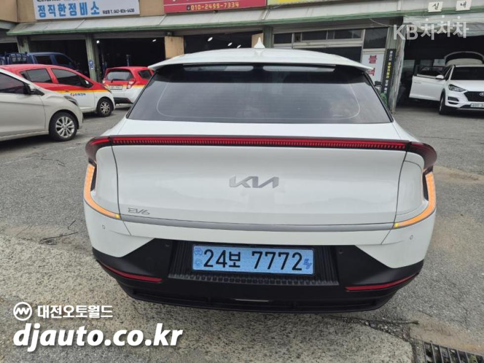 Kia EV6 — miniaturë 5