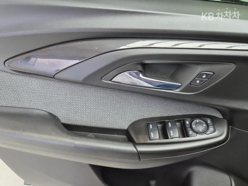 Chevrolet TrailBlazer — miniaturë 12
