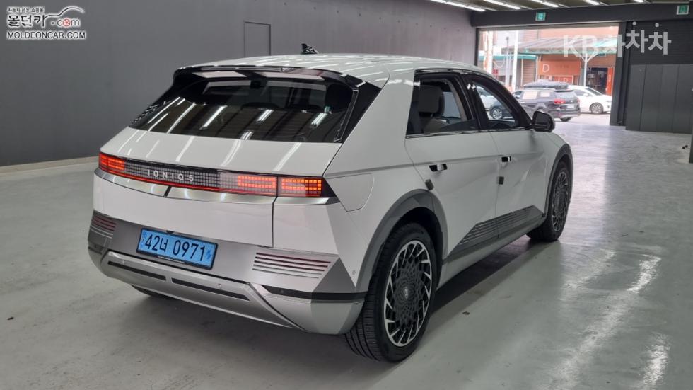 Hyundai IONIQ 5 — miniaturë 2