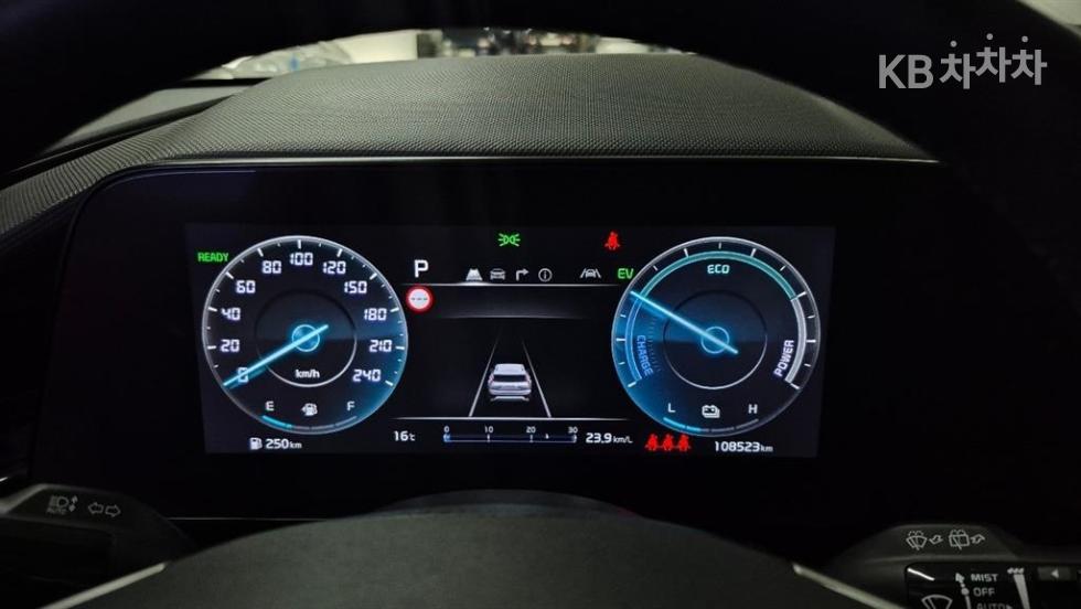 Kia Niro — miniaturë 8