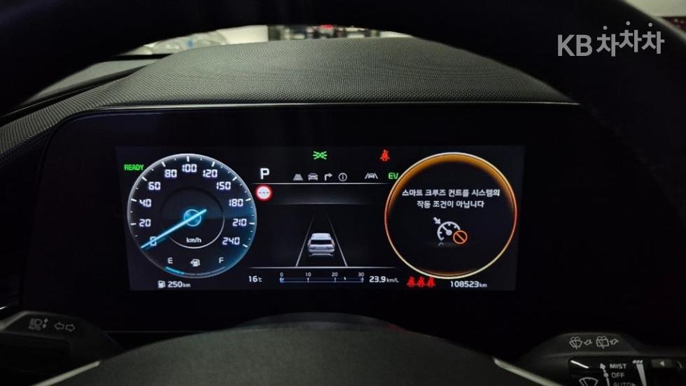 Kia Niro — miniaturë 9