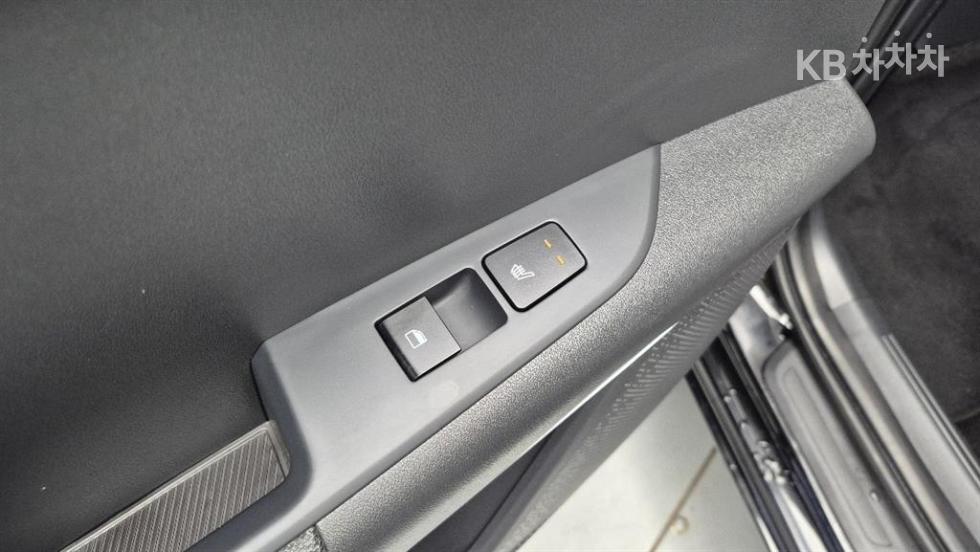 Kia Niro — miniaturë 15