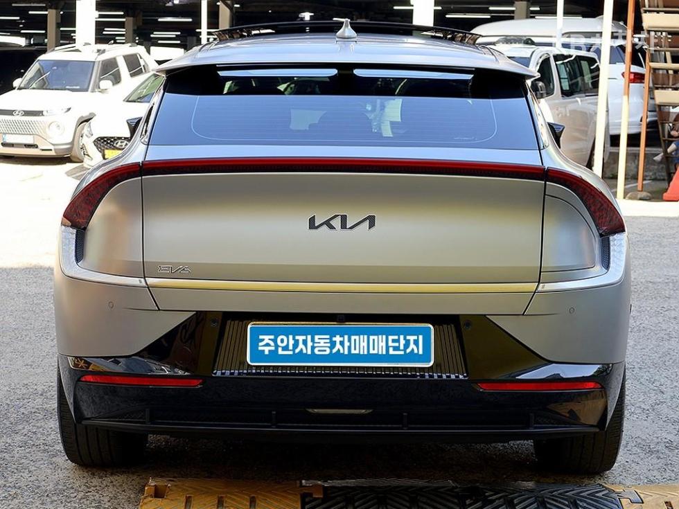 Kia EV6 — miniaturë 3