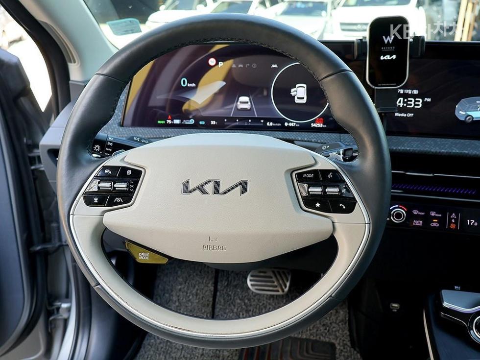 Kia EV6 — miniaturë 8