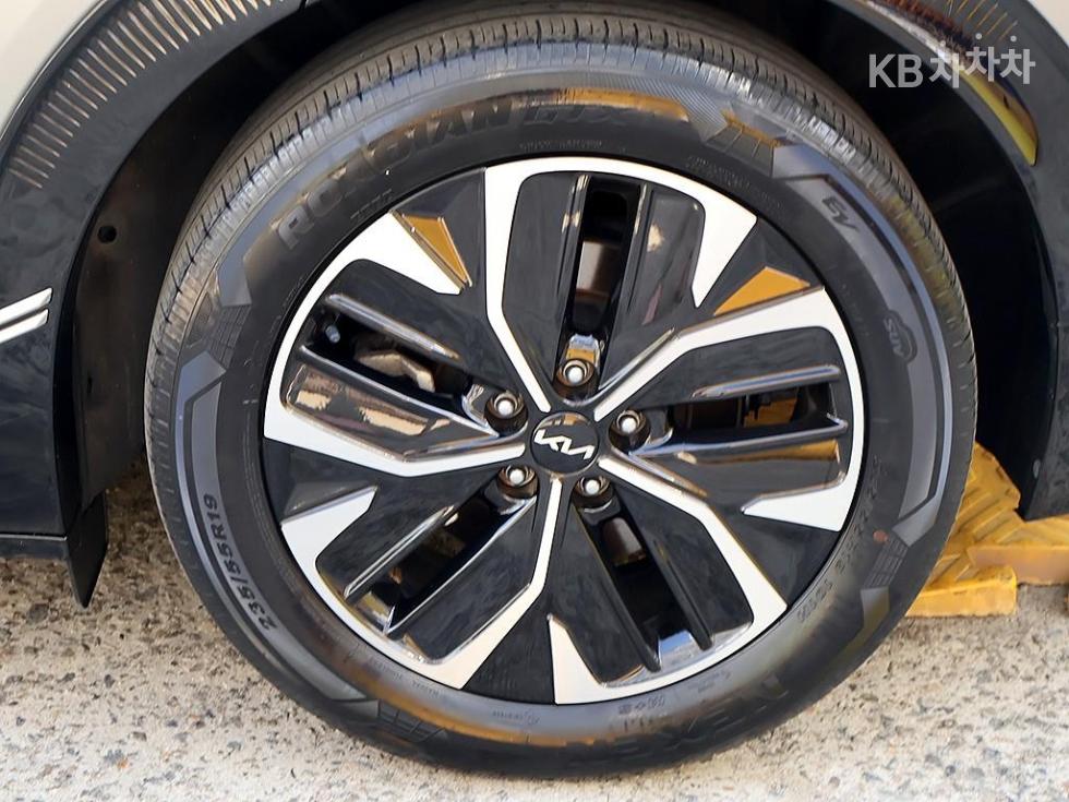 Kia EV6 — miniaturë 18