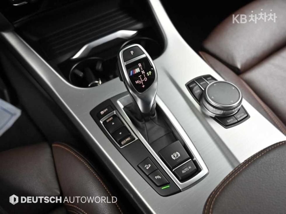 BMW X4 — miniaturë 9