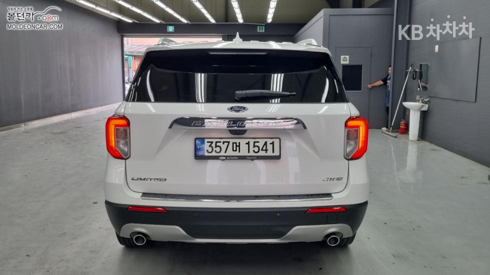Ford Explorer Sport Trac — miniaturë 4