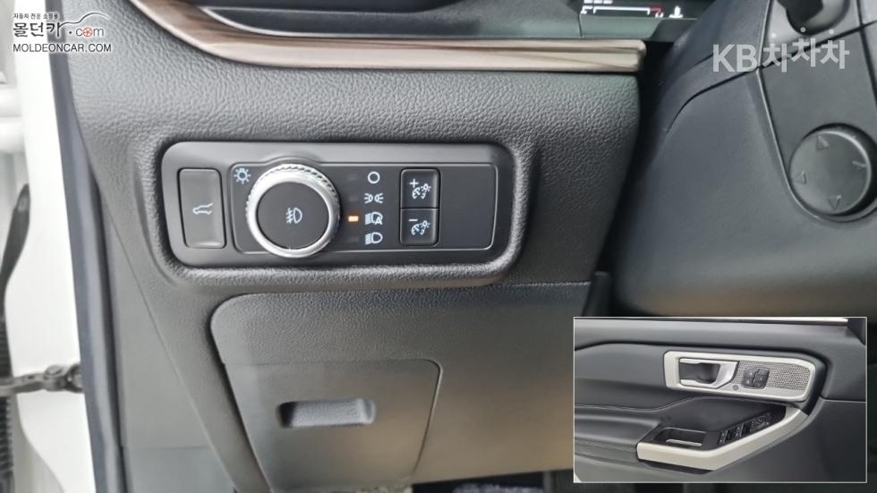 Ford Explorer Sport Trac — miniaturë 17