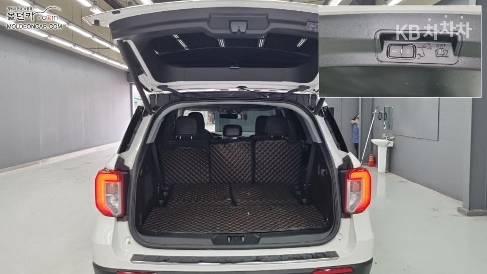 Ford Explorer Sport Trac — miniaturë 18