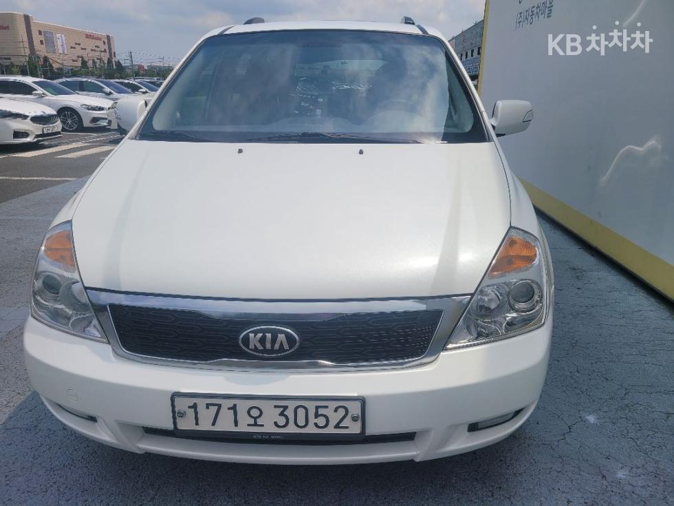 Kia Carnival 그랜드카니발 GLX — foto 1