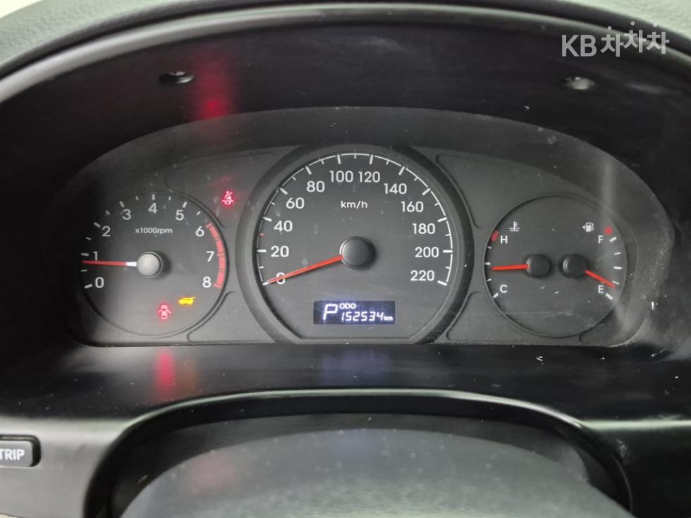 Hyundai Starex — miniaturë 7