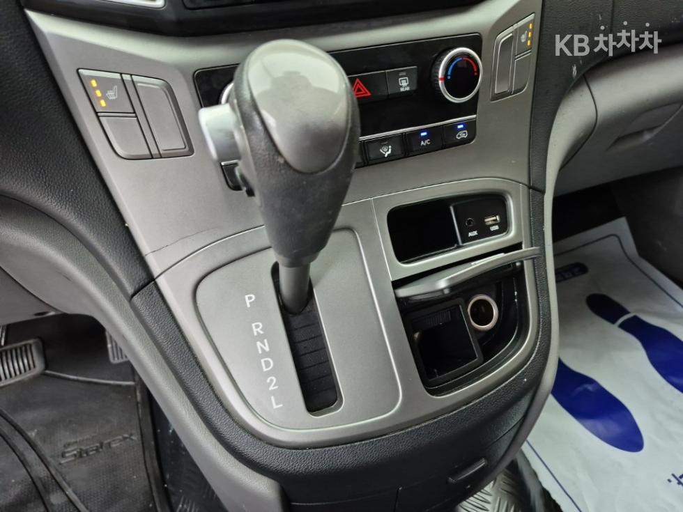 Hyundai Starex — miniaturë 8