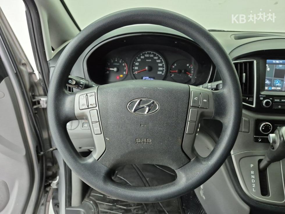Hyundai Starex — miniaturë 9