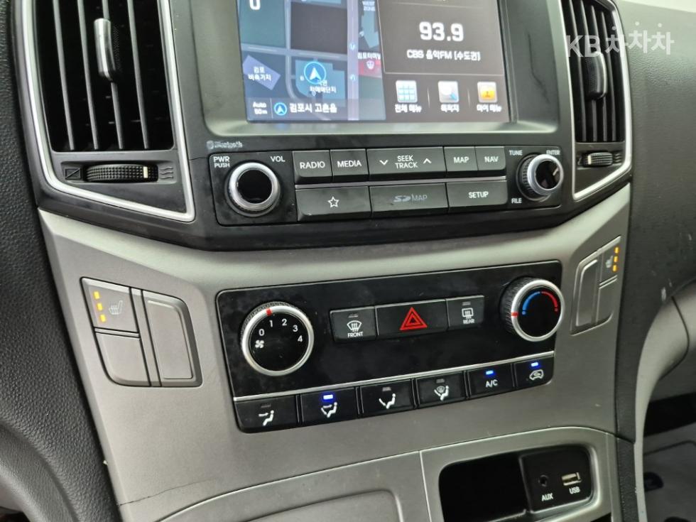 Hyundai Starex — miniaturë 10