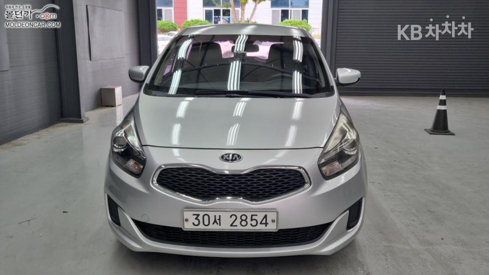 Kia Carens — miniaturë 3
