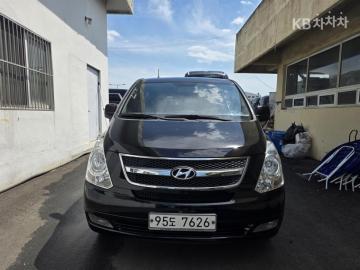 Hyundai Starex 5인승 밴 CVX — foto 1