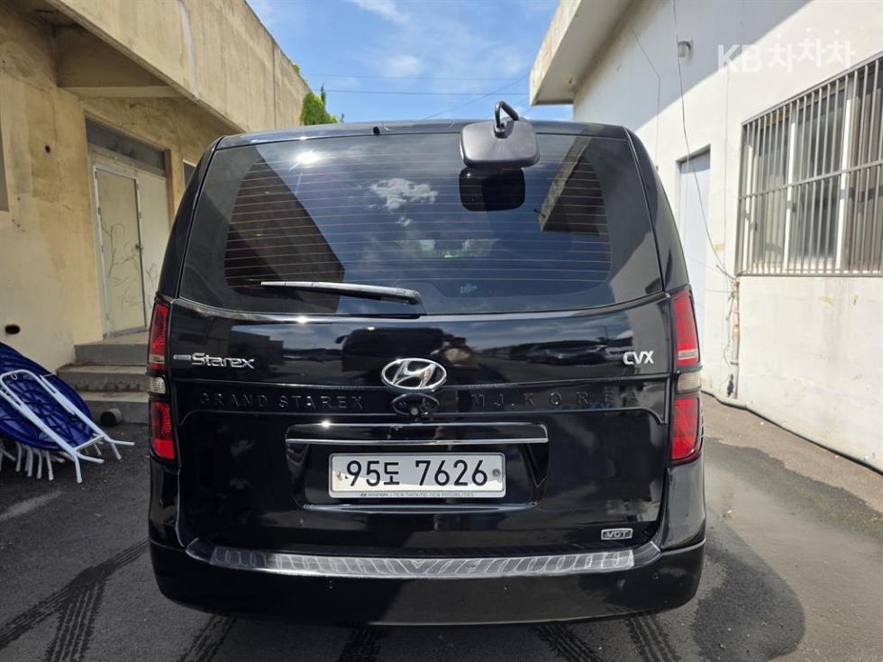 Hyundai Starex — miniaturë 4