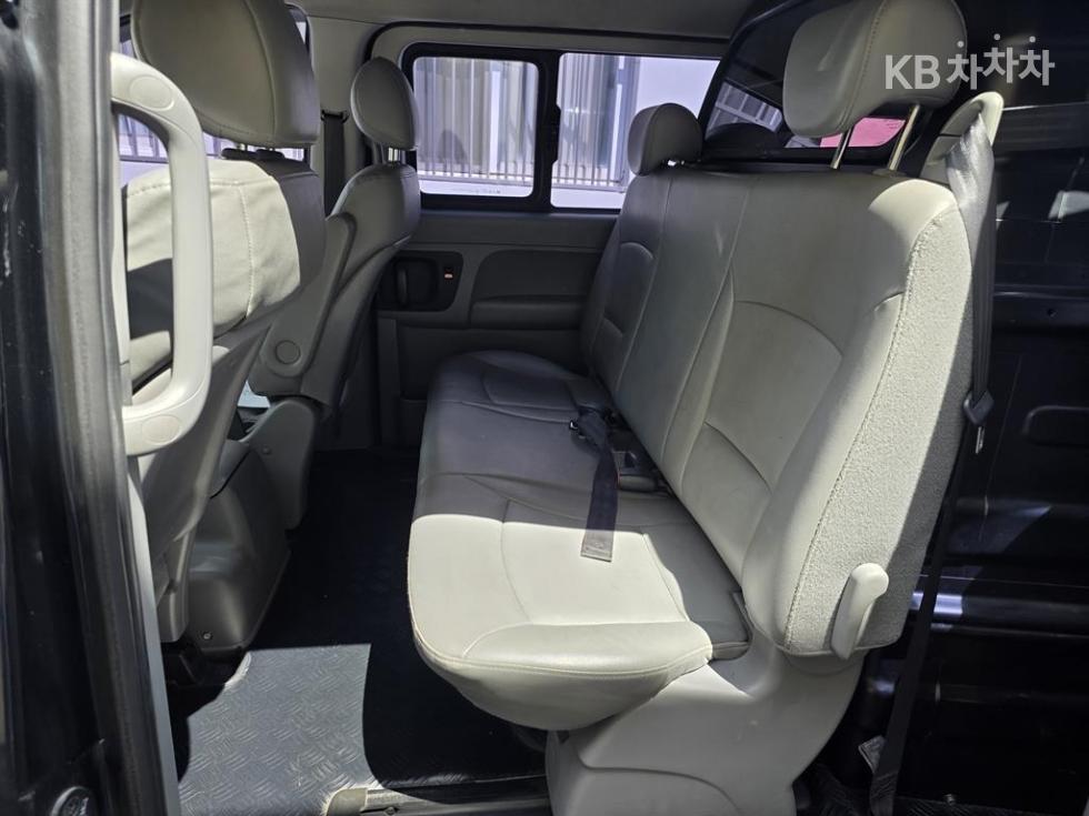 Hyundai Starex — miniaturë 9