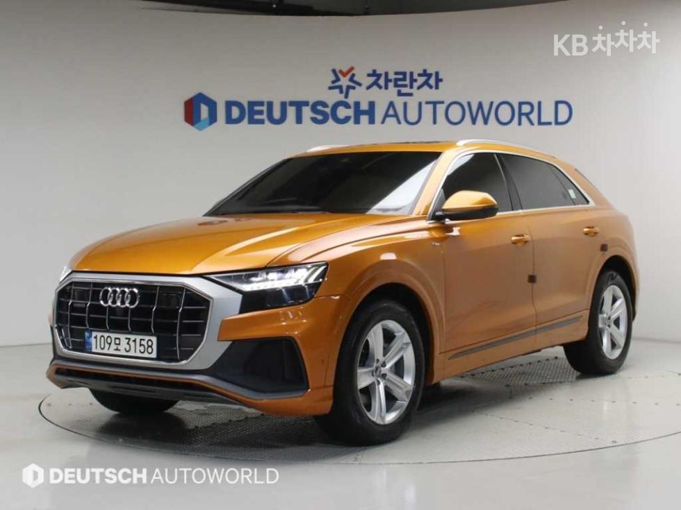 Audi Q8