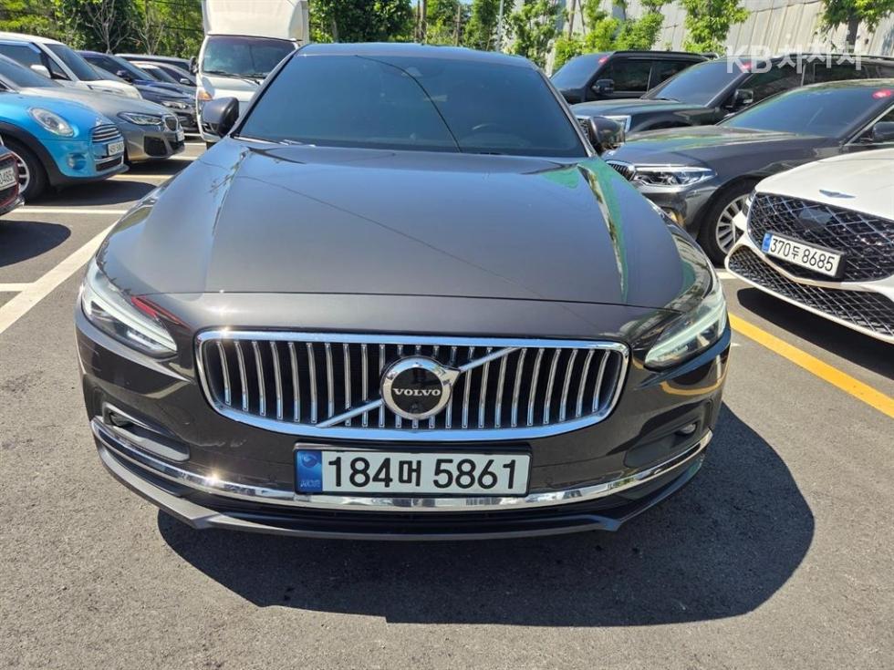 Volvo S90