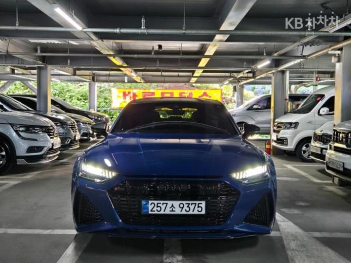 Audi RS7 4.0 tfsi performance — foto 1