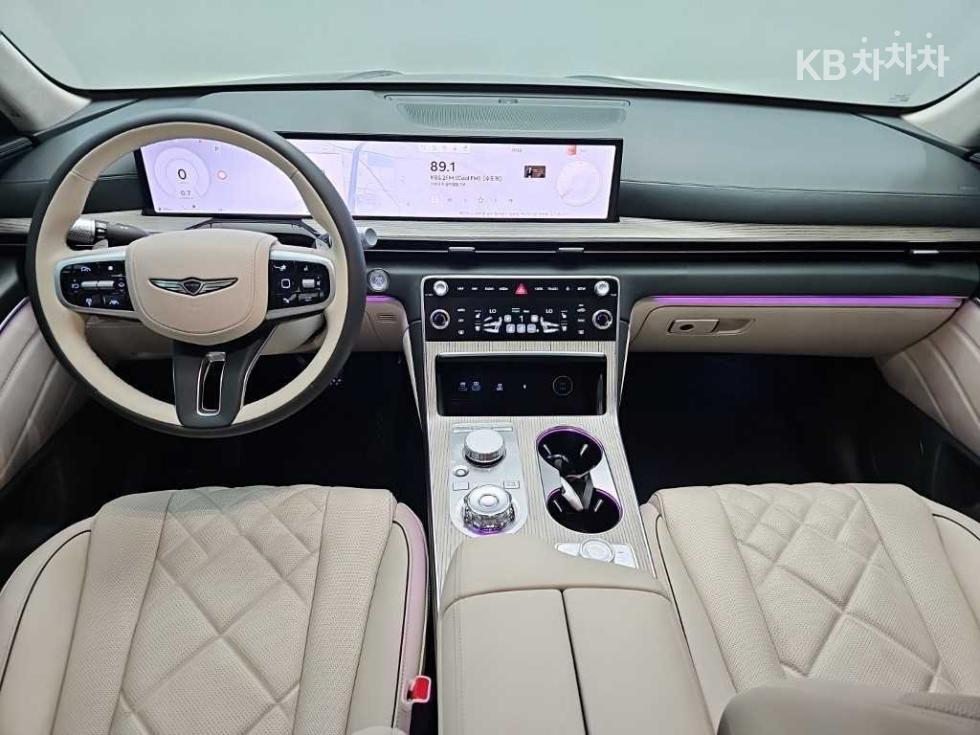 2024 Genesis GV80 photo