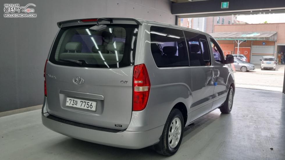Hyundai Starex — miniaturë 2