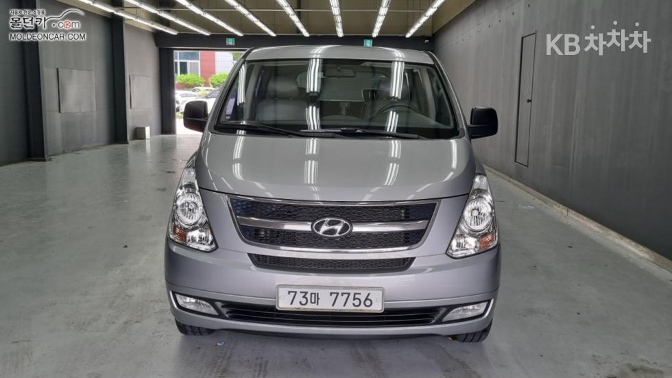 Hyundai Starex — miniaturë 3