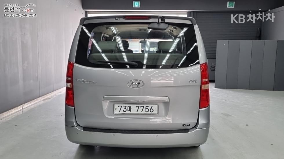 Hyundai Starex — miniaturë 4