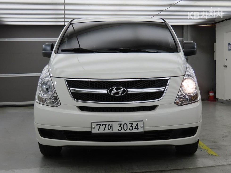 Hyundai Starex — miniaturë 2