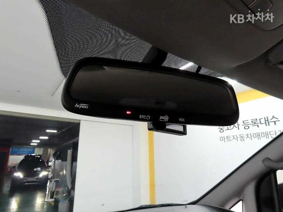 Hyundai Starex — miniaturë 16