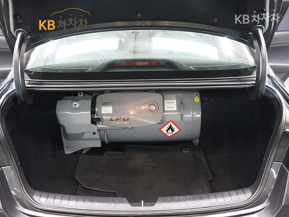 Kia K5 — miniaturë 5