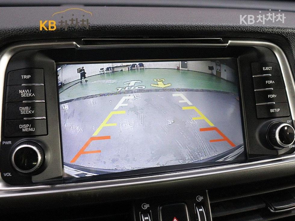 Kia K5 — miniaturë 11